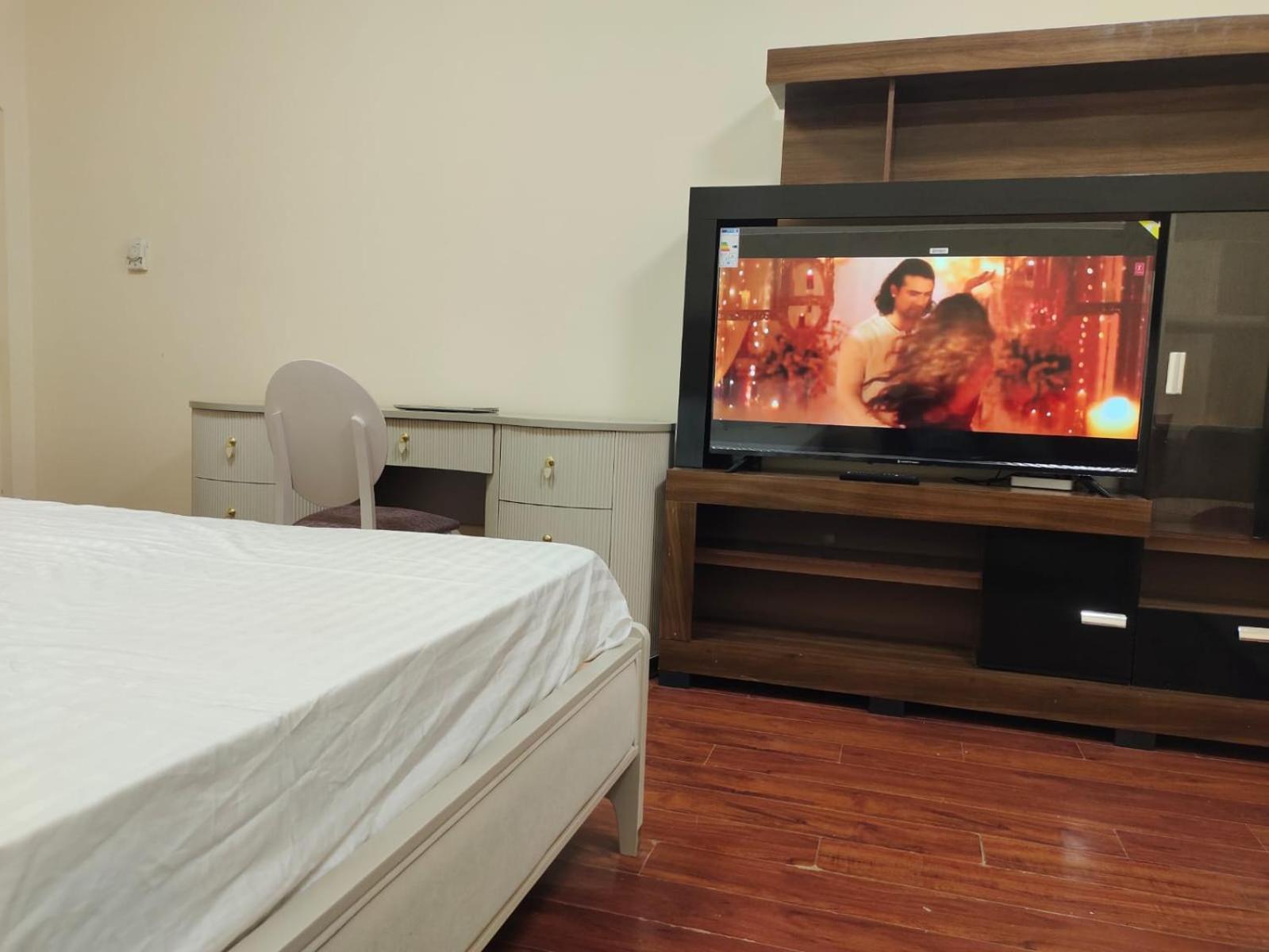 Arnim Suite - 3 Bedrooms Apartment Sharjah Exterior photo