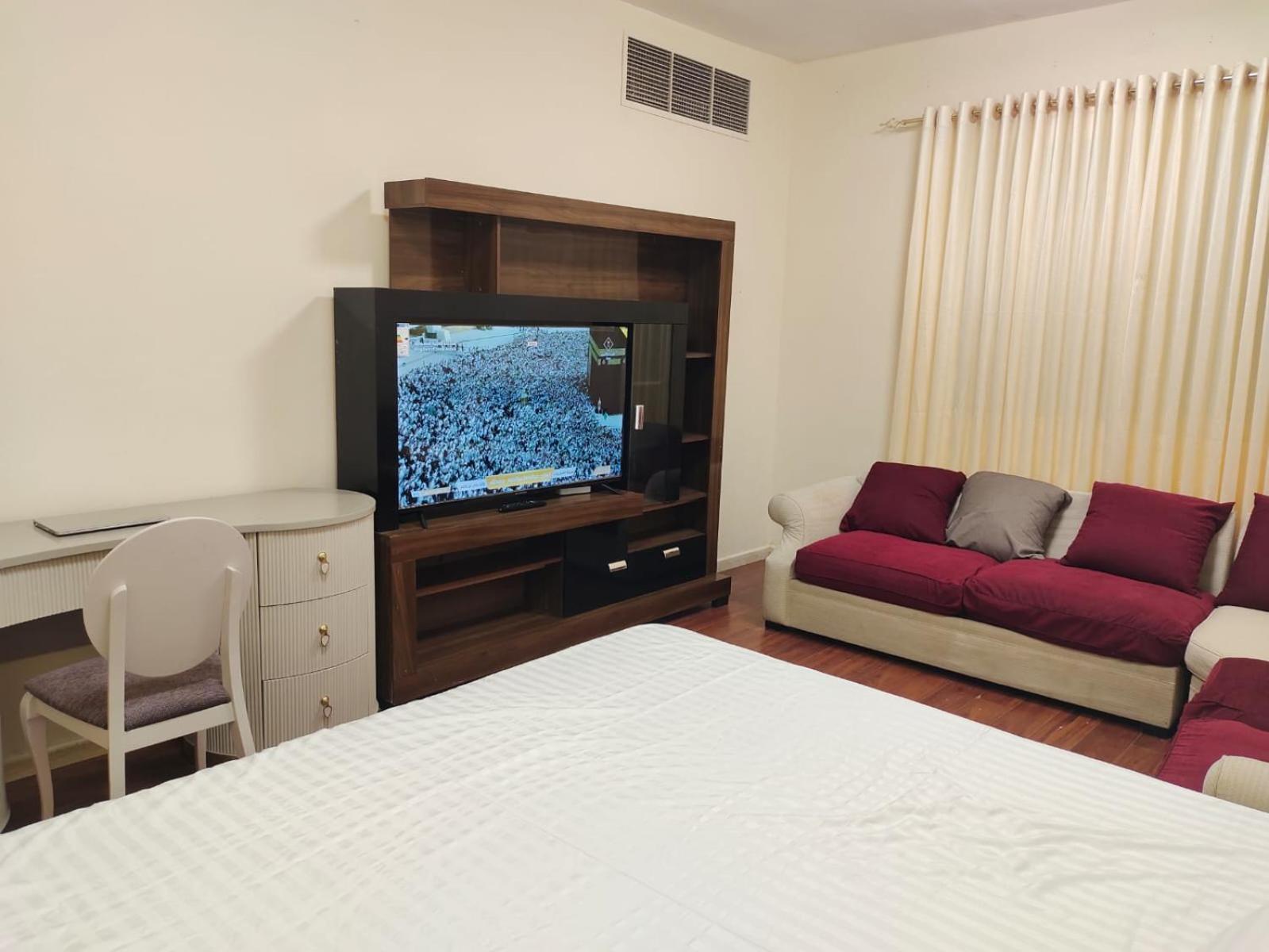Arnim Suite - 3 Bedrooms Apartment Sharjah Exterior photo
